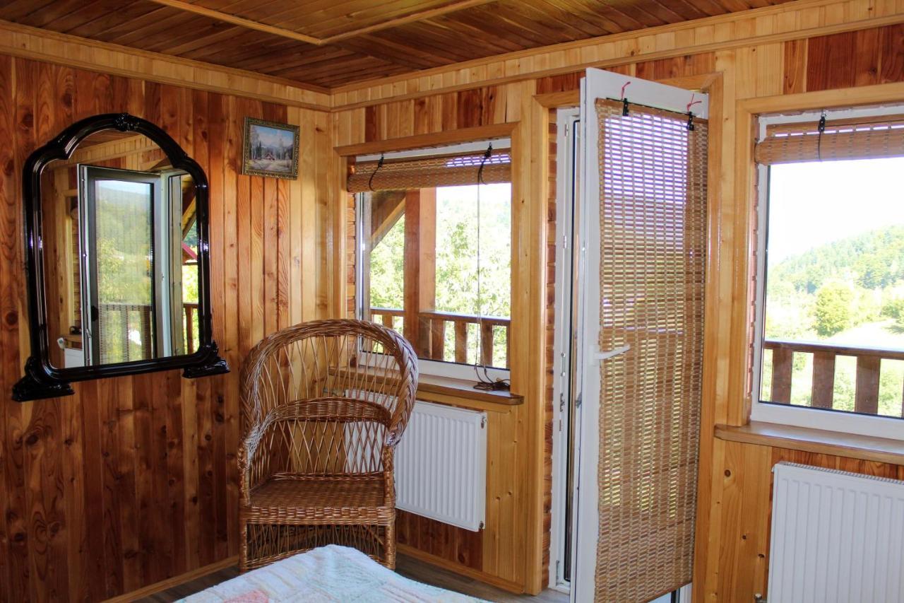Котедж "Карпатський Краєвид" Yaremche Exterior photo